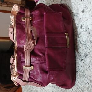 B. Makowsky Elegant  Leather Shoulder Bag